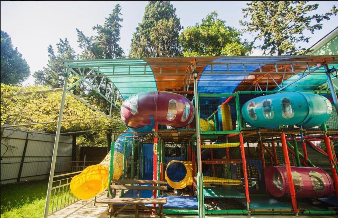 Heliopark Gora Bagrata Hotel Sukhumi Exterior photo